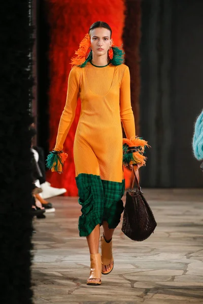 Look 47